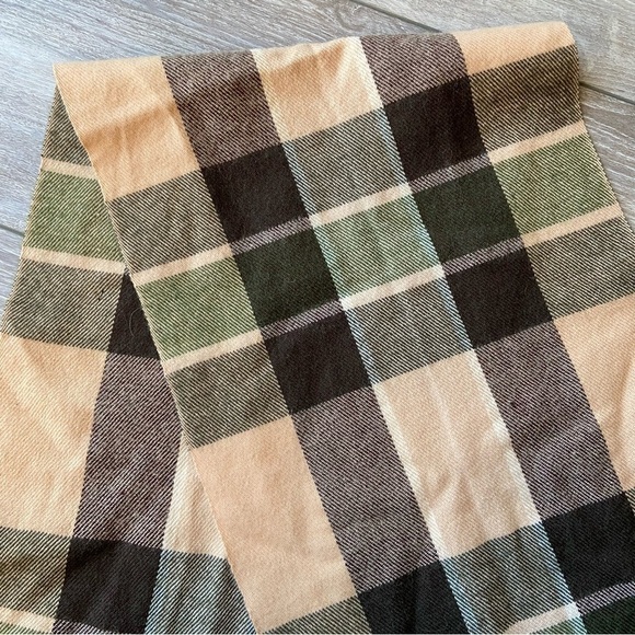 Vintage Paulo Conti Pure Wool Plaid Rectangle Scarf  with Fringe - Picture 6 of 9